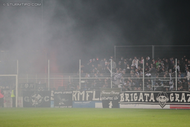 Groedig - Sturm Graz
Oesterreichische Fussball Bundesliga, 11. Runde, SV Groedig - SK Sturm Graz, Untersbergarena Groedig, 05.10.2013. 

Foto zeigt Fans von Sturm
