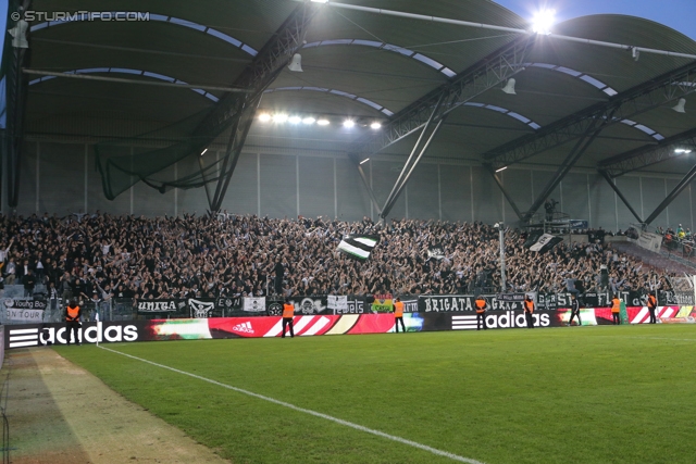 Rapid Wien - Sturm Graz
Oesterreichische Fussball Bundesliga, 12. Runde, SK Rapid Wien - SK Sturm Graz, Gerhard Hanappi Stadion Wien, 20.10.2013. 

Foto zeigt Fans von Sturm
