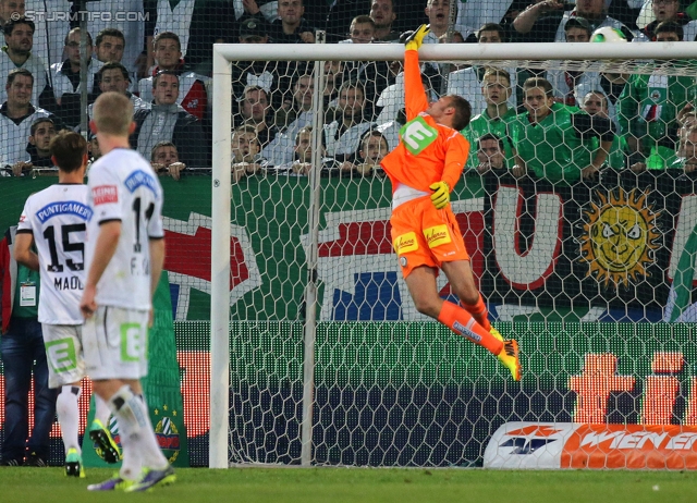 Rapid Wien - Sturm Graz
Oesterreichische Fussball Bundesliga, 12. Runde, SK Rapid Wien - SK Sturm Graz, Gerhard Hanappi Stadion Wien, 20.10.2013. 

Foto zeigt Benedikt Pliquett (Sturm)
