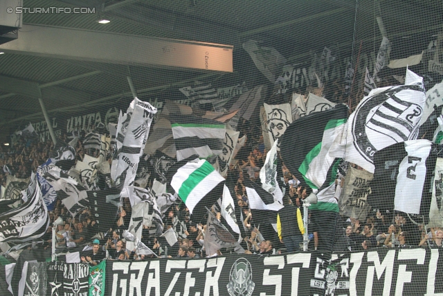 Sturm Graz - Admira
Oesterreichische Fussball Bundesliga, 13. Runde, SK Sturm Graz - FC Admira Wacker Moedling, Stadion Liebenau Graz, 26.10.2013. 

Foto zeigt Fans von Sturm
