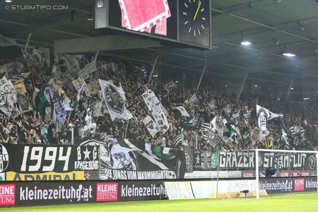 Sturm Graz - Admira
Oesterreichische Fussball Bundesliga, 13. Runde, SK Sturm Graz - FC Admira Wacker Moedling, Stadion Liebenau Graz, 26.10.2013. 

Foto zeigt Fans von Sturm
