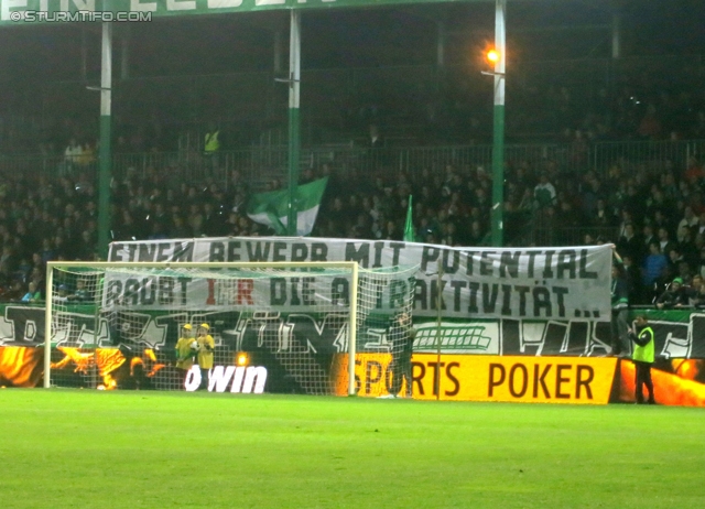 Austria Lustenau - Sturm Graz
OEFB Cup, Achtelfinale, Austria Lustenau - SK Sturm Graz, Reichshofstadion Lustenau, 30.10.2013. 

Foto zeigt Fans von Lustenau mit einem Spruchband
