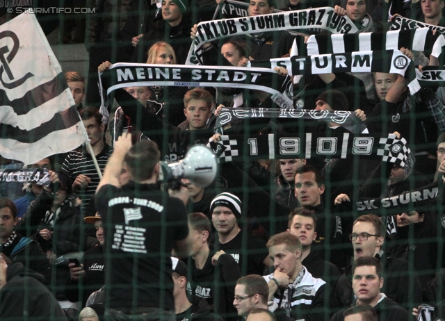 Salzburg - Sturm Graz
Oesterreichische Fussball Bundesliga, 14. Runde, FC RB Salzburg - SK Sturm Graz, Stadion Wals-Siezenheim, 02.11.2013. 

Foto zeigt Fans von Sturm
