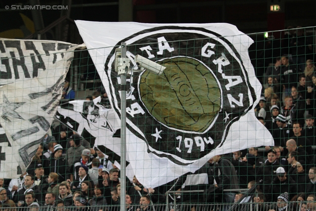 Salzburg - Sturm Graz
Oesterreichische Fussball Bundesliga, 14. Runde, FC RB Salzburg - SK Sturm Graz, Stadion Wals-Siezenheim, 02.11.2013. 

Foto zeigt Fans von Sturm
