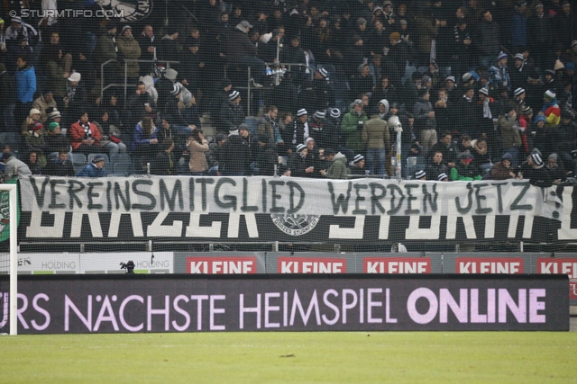 Sturm Graz - Ried
Oesterreichische Fussball Bundesliga, 15. Runde, SK Sturm Graz - SV Ried, Stadion Liebenau Graz, 27.11.2013. 

Foto zeigt Fans von Sturm mit einem Spruchband
