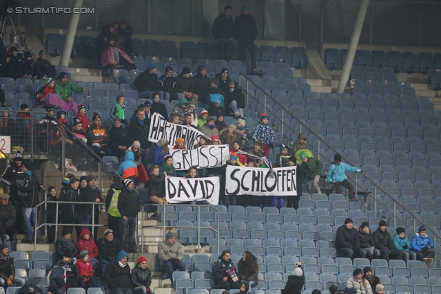 Sturm Graz - Ried
Oesterreichische Fussball Bundesliga, 15. Runde, SK Sturm Graz - SV Ried, Stadion Liebenau Graz, 27.11.2013. 

Foto zeigt Fans von Sturm mit einem Spruchband
