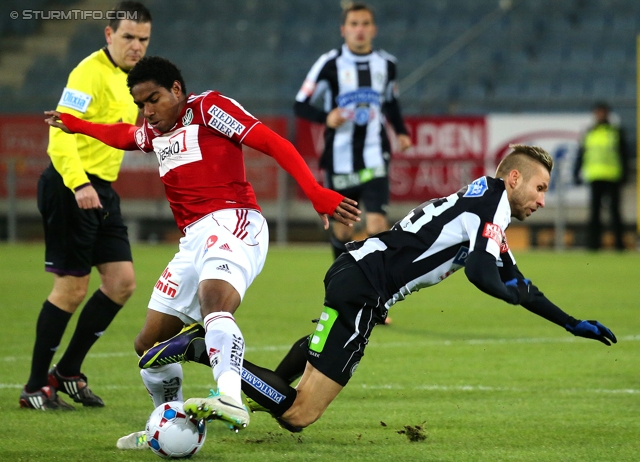 Sturm Graz - Ried
Oesterreichische Fussball Bundesliga, 15. Runde, SK Sturm Graz - SV Ried, Stadion Liebenau Graz, 27.11.2013. 

Foto zeigt Sandro Jose Ferreira Da Silva (Ried) und Patrick Wolf (Sturm)
Schlüsselwörter: foul