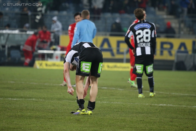 Sturm Graz - Wr. Neustadt
Oesterreichische Fussball Bundesliga, 17. Runde, SK Sturm Graz - SC Wiener Neustadt, Stadion Liebenau Graz, 30.11.2013. 

Foto zeigt Florian Kainz (Sturm) und Daniel Beichler (Sturm)
Schlüsselwörter: enttaeuschung