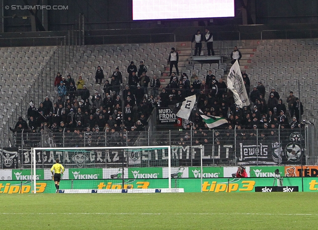 Innsbruck - Sturm Graz
Oesterreichische Fussball Bundesliga, 19. Runde,FC Wacker Innsbruck - SK Sturm Graz, Tivoli Stadion Innsbruck, 07.12.2013. 

Foto zeigt Fans von Sturm
