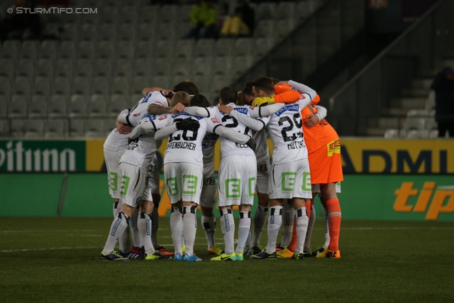 Innsbruck - Sturm Graz
Oesterreichische Fussball Bundesliga, 19. Runde,FC Wacker Innsbruck - SK Sturm Graz, Tivoli Stadion Innsbruck, 07.12.2013. 

Foto zeigt die Mannschaft von Sturm
