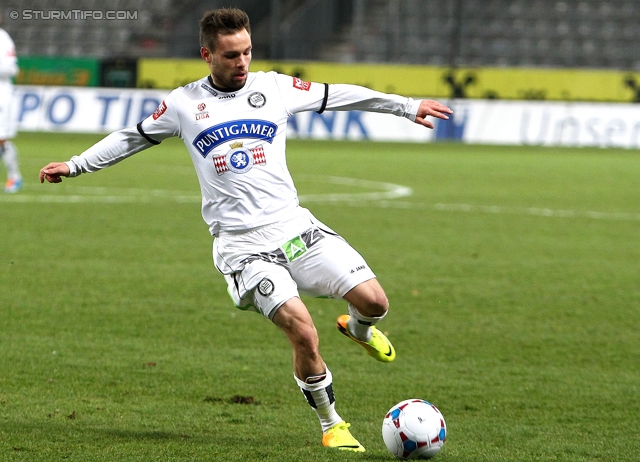 Innsbruck - Sturm Graz
Oesterreichische Fussball Bundesliga, 19. Runde,FC Wacker Innsbruck - SK Sturm Graz, Tivoli Stadion Innsbruck, 07.12.2013. 

Foto zeigt David Schloffer (Sturm)
