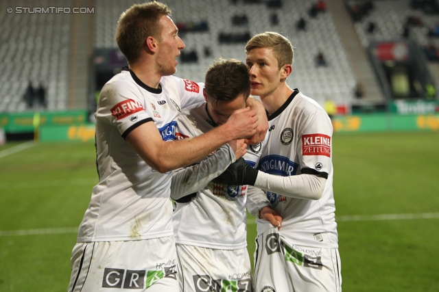 Innsbruck - Sturm Graz
Oesterreichische Fussball Bundesliga, 19. Runde,FC Wacker Innsbruck - SK Sturm Graz, Tivoli Stadion Innsbruck, 07.12.2013. 

Foto zeigt Robert Beric (Sturm), David Schloffer (Sturm) und Florian Kainz (Sturm)
Schlüsselwörter: torjubel