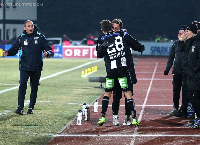 Wolfsberg - Sturm Graz
Oesterreichische Fussball Bundesliga, 16. Runde, Wolfsberger AC - SK Sturm Graz, Lavanttal-Arena Wolfsberg, 11.12.2013. 

Foto zeigt Darko Milanic (Cheftrainer Sturm), Daniel Beichler (Sturm) und Christian Gratzei (Sturm)
Schlüsselwörter: torjubel