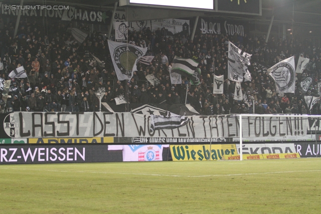 Sturm Graz - Groedig
Oesterreichische Fussball Bundesliga, 20. Runde, SK Sturm Graz - SV Groedig, Stadion Liebenau Graz, 14.12.2013. 

Foto zeigt Fans von Sturm mit einem Spruchband
