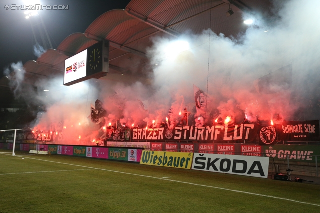 Sturm Graz - Rapid Wien
Oesterreichische Fussball Bundesliga, 21. Runde, SK Sturm Graz - SK Rapid Wien, Stadion Liebenau Graz, 18.12.2013. 

Foto zeigt Fans von Sturm
Schlüsselwörter: pyrotechnik