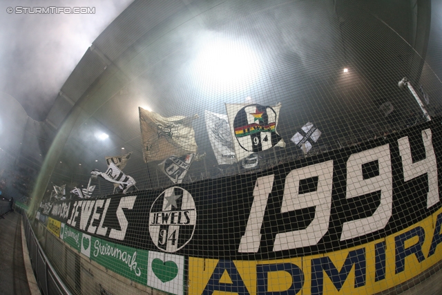 Sturm Graz - Rapid Wien
Oesterreichische Fussball Bundesliga, 21. Runde, SK Sturm Graz - SK Rapid Wien, Stadion Liebenau Graz, 18.12.2013. 

Foto zeigt Fans von Sturm
