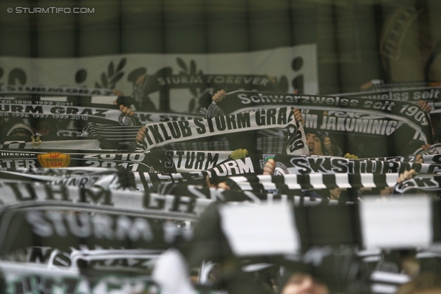 Sturm Graz - Rapid Wien
Oesterreichische Fussball Bundesliga, 21. Runde, SK Sturm Graz - SK Rapid Wien, Stadion Liebenau Graz, 18.12.2013. 

Foto zeigt Fans von Sturm
