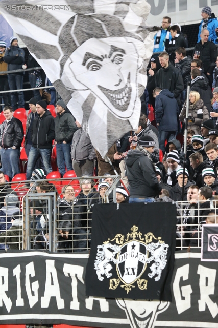 Admira Wacker - Sturm Graz
Oesterreichische Fussball Bundesliga, 22. Runde, FC Admira Wacker - SK Sturm Graz, Stadion Suedstadt Maria Enzersdorf, 08.02.2014. 

Foto zeigt Fans von Sturm
