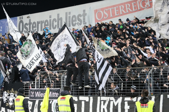 Admira Wacker - Sturm Graz
Oesterreichische Fussball Bundesliga, 22. Runde, FC Admira Wacker - SK Sturm Graz, Stadion Suedstadt Maria Enzersdorf, 08.02.2014. 

Foto zeigt Fans von Sturm
