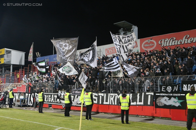 Admira Wacker - Sturm Graz
Oesterreichische Fussball Bundesliga, 22. Runde, FC Admira Wacker - SK Sturm Graz, Stadion Suedstadt Maria Enzersdorf, 08.02.2014. 

Foto zeigt Fans von Sturm
