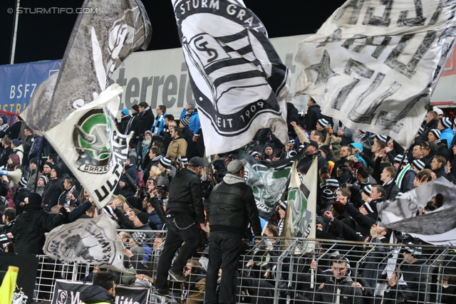 Admira Wacker - Sturm Graz
Oesterreichische Fussball Bundesliga, 22. Runde, FC Admira Wacker - SK Sturm Graz, Stadion Suedstadt Maria Enzersdorf, 08.02.2014. 

Foto zeigt Fans von Sturm
