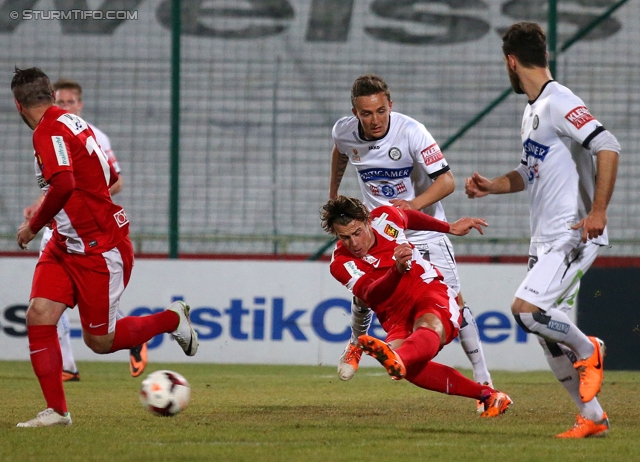 Admira Wacker - Sturm Graz
Oesterreichische Fussball Bundesliga, 22. Runde, FC Admira Wacker - SK Sturm Graz, Stadion Suedstadt Maria Enzersdorf, 08.02.2014. 

Foto zeigt Daniel Beichler (Sturm) und Michael Madl (Sturm)
