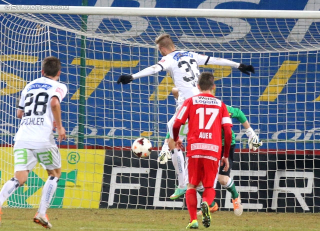 Admira Wacker - Sturm Graz
Oesterreichische Fussball Bundesliga, 22. Runde, FC Admira Wacker - SK Sturm Graz, Stadion Suedstadt Maria Enzersdorf, 08.02.2014. 

Foto zeigt Daniel Beichler (Sturm), Patrick Wolf (Sturm) und Stephan Auer (Admira)
