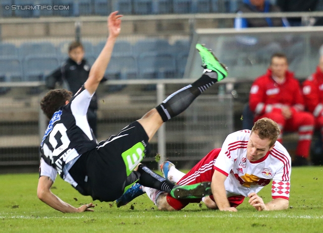 Sturm Graz - Salzburg
Oesterreichische Fussball Bundesliga, 23. Runde, SK Sturm Graz -  FC RB Salzburg, Stadion Liebenau Graz, 15.02.2014. 

Foto zeigt Anel Hadzic (Sturm) und Christian Schwegler (Salzburg)
Schlüsselwörter: foul