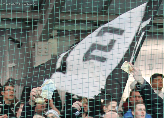 Ried - Sturm Graz
Oesterreichische Fussball Bundesliga, 24. Runde, SV Ried - SK Sturm Graz, Arena Ried, 22.02.2014. 

Foto zeigt Fans von Sturm
