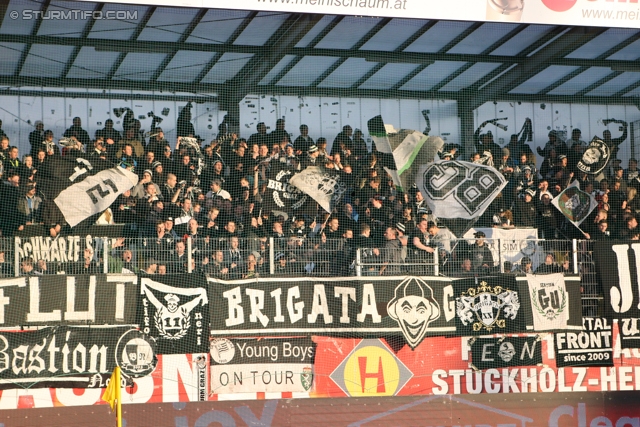 Ried - Sturm Graz
Oesterreichische Fussball Bundesliga, 24. Runde, SV Ried - SK Sturm Graz, Arena Ried, 22.02.2014. 

Foto zeigt Fans von Sturm
