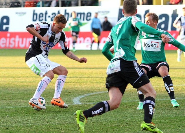 Ried - Sturm Graz
Oesterreichische Fussball Bundesliga, 24. Runde, SV Ried - SK Sturm Graz, Arena Ried, 22.02.2014. 

Foto zeigt Daniel Beichler (Sturm) und Bernhard Janeczek (Ried)
