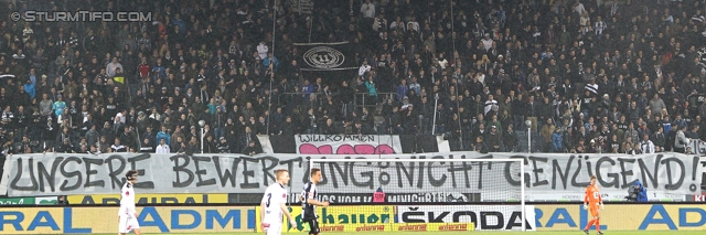 Sturm Graz - Wolfsberg
Oesterreichische Fussball Bundesliga, 25. Runde, SK Sturm Graz -  Wolfsberger AC, Stadion Liebenau Graz, 01.03.2014. 

Foto zeigt Fans von Sturm mit einem Spruchband
Schlüsselwörter: protest