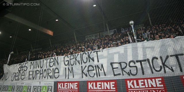 Sturm Graz - Wolfsberg
Oesterreichische Fussball Bundesliga, 25. Runde, SK Sturm Graz -  Wolfsberger AC, Stadion Liebenau Graz, 01.03.2014. 

Foto zeigt Fans von Sturm mit einem Spruchband
Schlüsselwörter: protest