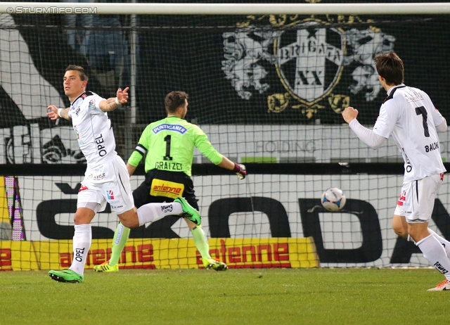 Sturm Graz - Wolfsberg
Oesterreichische Fussball Bundesliga, 25. Runde, SK Sturm Graz -  Wolfsberger AC, Stadion Liebenau Graz, 01.03.2014. 

Foto zeigt Sandro Gotal (Wolfsberg), Christian Gratzei (Sturm) und Dario Baldauf (Wolfsberg)
Schlüsselwörter: tor