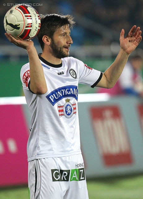 Wiener Neustadt - Sturm Graz
Oesterreichische Fussball Bundesliga, 25. Runde, SC Wiener Neustadt - SK Sturm Graz, Stadion Wiener Neustadt, 08.03.2014. 

Foto zeigt Aleksandar Todorovski (Sturm)
