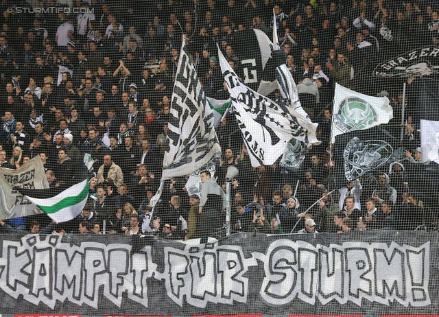 Sturm Graz - Austria Wien
Oesterreichische Fussball Bundesliga, 27. Runde, SK Sturm Graz -  FK Austria Wien, Stadion Liebenau Graz, 15.03.2014. 

Foto zeigt Fans von Sturm mit einem Spruchband
