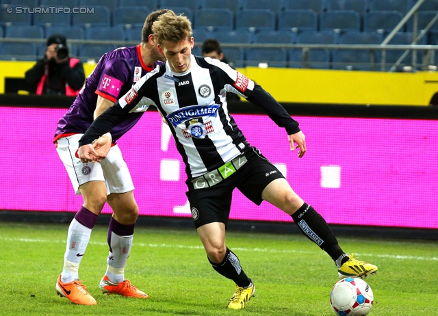 Sturm Graz - Austria Wien
Oesterreichische Fussball Bundesliga, 27. Runde, SK Sturm Graz -  FK Austria Wien, Stadion Liebenau Graz, 15.03.2014. 

Foto zeigt Marc Andre Schmerboeck (Sturm)
