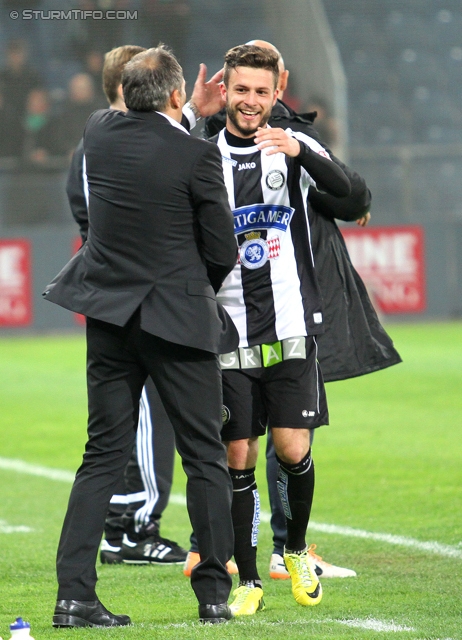 Sturm Graz - Wacker Innsbruck
Oesterreichische Fussball Bundesliga, 28. Runde, SK Sturm Graz -  FC Wacker Innsbruck, Stadion Liebenau Graz, 22.03.2014. 

Foto zeigt Darko Milanic (Cheftrainer Sturm), Marco Djuricin (Sturm)
