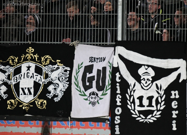 Groedig - Sturm Graz
Oesterreichische Fussball Bundesliga, 29. Runde, SV Groedig - SK Sturm Graz, Untersbergarena Groedig, 26.03.2014. 

Foto zeigt Fans von Sturm
