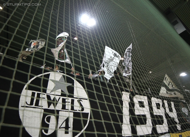 Sturm Graz - Admira Wacker
Oesterreichische Fussball Bundesliga, 31. Runde, SK Sturm Graz -  FC Admira Wacker Moedling, Stadion Liebenau Graz, 05.04.2014. 

Foto zeigt Fans von Sturm
