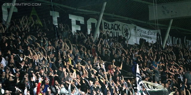 Sturm Graz - Admira Wacker
Oesterreichische Fussball Bundesliga, 31. Runde, SK Sturm Graz -  FC Admira Wacker Moedling, Stadion Liebenau Graz, 05.04.2014. 

Foto zeigt Fans von Sturm
