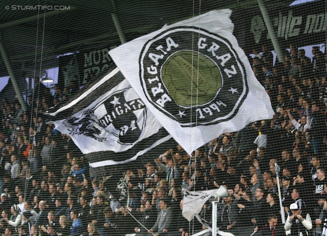 Sturm Graz - Admira Wacker
Oesterreichische Fussball Bundesliga, 31. Runde, SK Sturm Graz -  FC Admira Wacker Moedling, Stadion Liebenau Graz, 05.04.2014. 

Foto zeigt Fans von Sturm
