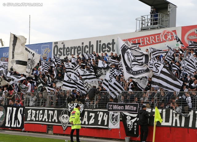 Admira Wacker - Sturm Graz
OEFB Cup, Viertelfinale, FC Admira Wacker Moedling - SK Sturm Graz, Stadion Suedstadt Maria Enzersdorf, 08.04.2014.  

Foto zeigt Fans von Sturm mit einer Choreografie
