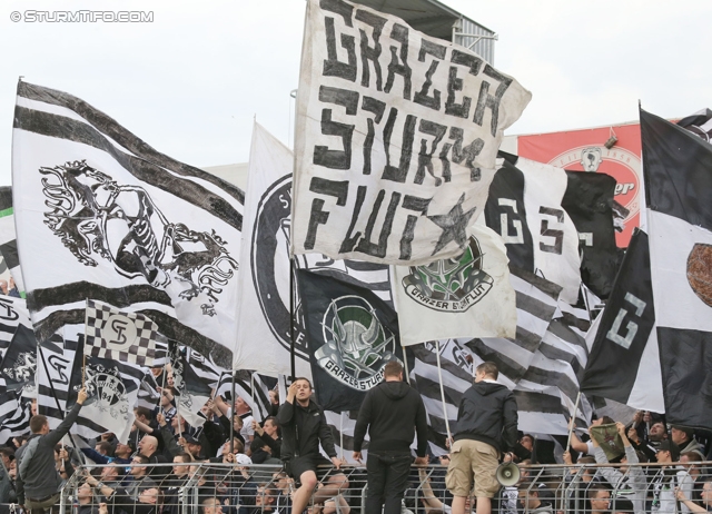 Admira Wacker - Sturm Graz
OEFB Cup, Viertelfinale, FC Admira Wacker Moedling - SK Sturm Graz, Stadion Suedstadt Maria Enzersdorf, 08.04.2014. 

Foto zeigt Fans von Sturm mit einer Choreografie
