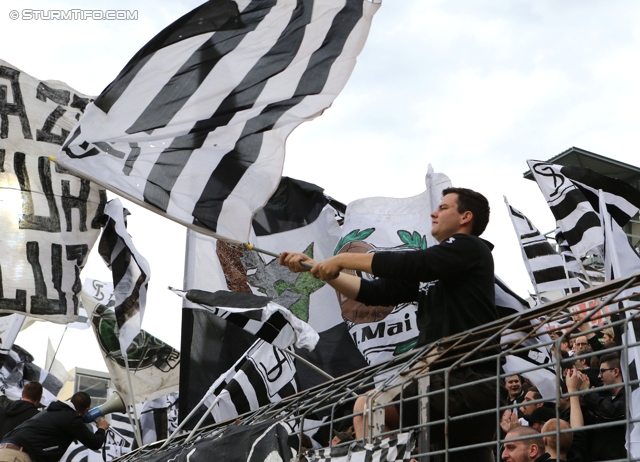 Admira Wacker - Sturm Graz
OEFB Cup, Viertelfinale, FC Admira Wacker Moedling - SK Sturm Graz, Stadion Suedstadt Maria Enzersdorf, 08.04.2014. 

Foto zeigt Fans von Sturm mit einer Choreografie
