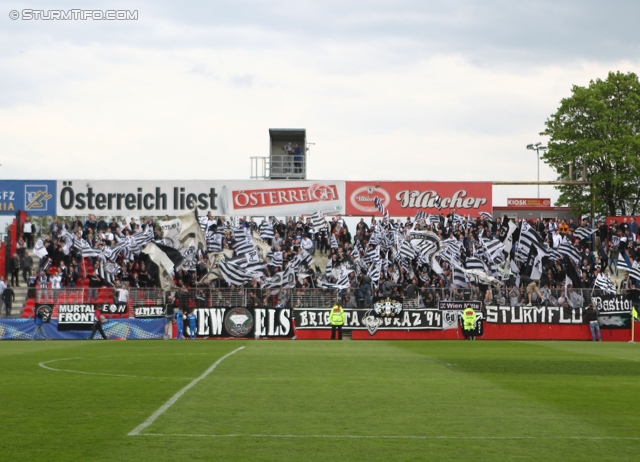 Admira Wacker - Sturm Graz
OEFB Cup, Viertelfinale, FC Admira Wacker Moedling - SK Sturm Graz, Stadion Suedstadt Maria Enzersdorf, 08.04.2014. 

Foto zeigt Fans von Sturm mit einer Choreografie
