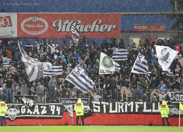 Admira Wacker - Sturm Graz
OEFB Cup, Viertelfinale, FC Admira Wacker Moedling - SK Sturm Graz, Stadion Suedstadt Maria Enzersdorf, 08.04.2014. 

Foto zeigt Fans von Sturm
Schlüsselwörter: wetter