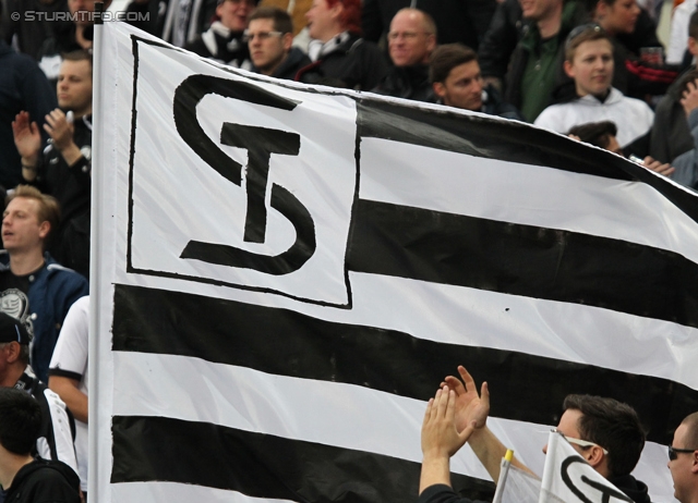 Admira Wacker - Sturm Graz
OEFB Cup, Viertelfinale, FC Admira Wacker Moedling - SK Sturm Graz, Stadion Suedstadt Maria Enzersdorf, 08.04.2014. 

Foto zeigt Fans von Sturm
