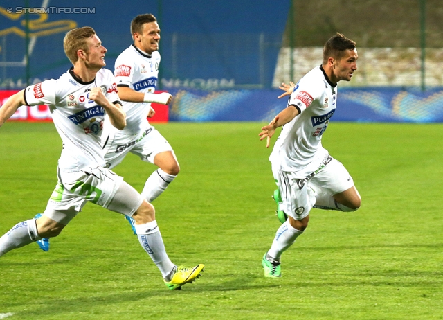 Admira Wacker - Sturm Graz
OEFB Cup, Viertelfinale, FC Admira Wacker Moedling - SK Sturm Graz, Stadion Suedstadt Maria Enzersdorf, 08.04.2014. 

Foto zeigt Florian Kainz (Sturm) und Anel Hadzic (Sturm)
Schlüsselwörter: torjubel