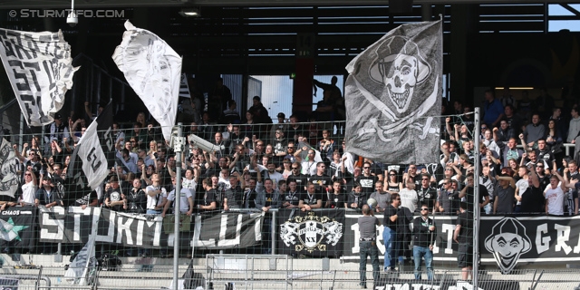 Salzburg - Sturm Graz
Oesterreichische Fussball Bundesliga, 32. Runde, FC RB Salzburg - SK Sturm Graz, Stadion Wals-Siezenheim, 12.04.2014. 

Foto zeigt Fans von Sturm
